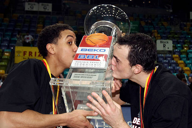 面对危机时 面对危机时