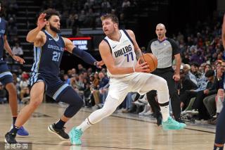 出了三双数 出了三双数