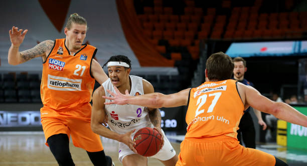 场巨大考验 场巨大考验